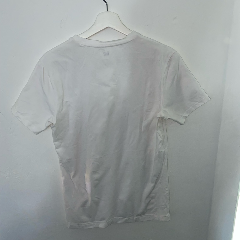 White Gap T-Shirt
